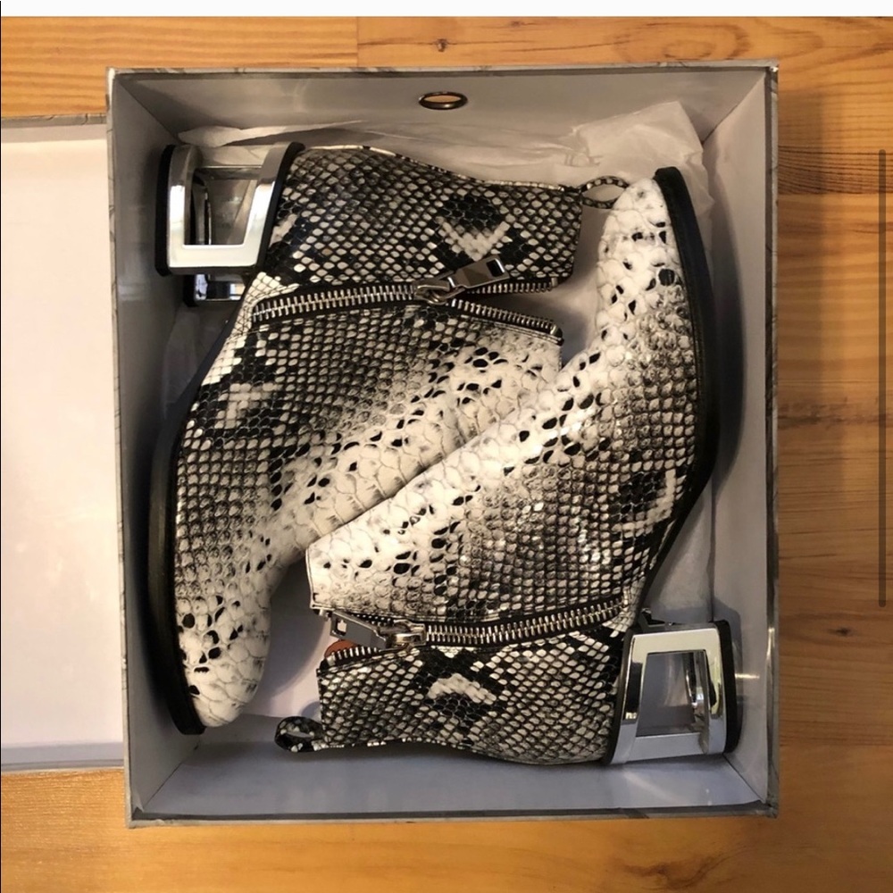 Jeffrey Campbell Boone Snake Bootie 🐍